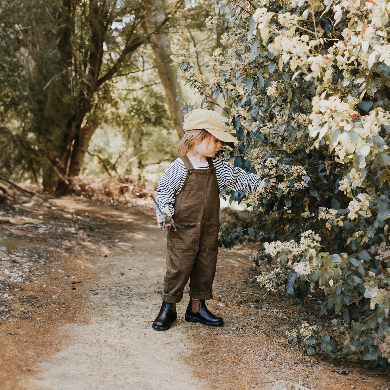 Blundstone 2591 - Kids Brown with Toffee Elastic - Image 3